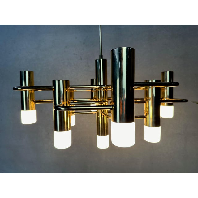 Vintage brass pendant lamp by boulanger. Design: sciolari for boulanger. Gold-colored fixture. Beautiful condition. Nine...