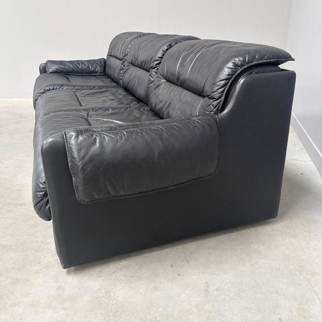 Three-Seater Sofa in Black Leather by Dreipunkt, 1970s For Sale - Image 10 of 18