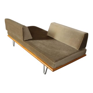 Vintage Sage Mohair Daybed With Hairpin Legs by George Nelson for Herman Miller For Sale