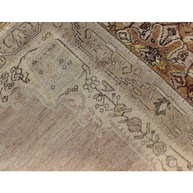 Mid 20th Century Medallion Design Oushak Vintage Rug From Turkey in Mauve Brown and Cream For Sale In Atlanta - Image 6 of 7