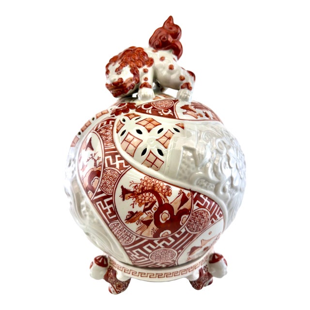 Vintage Mid 20th Century Japanese Imari-Style Porcelain Lidded Incense Burner With Foo Dog Finial For Sale