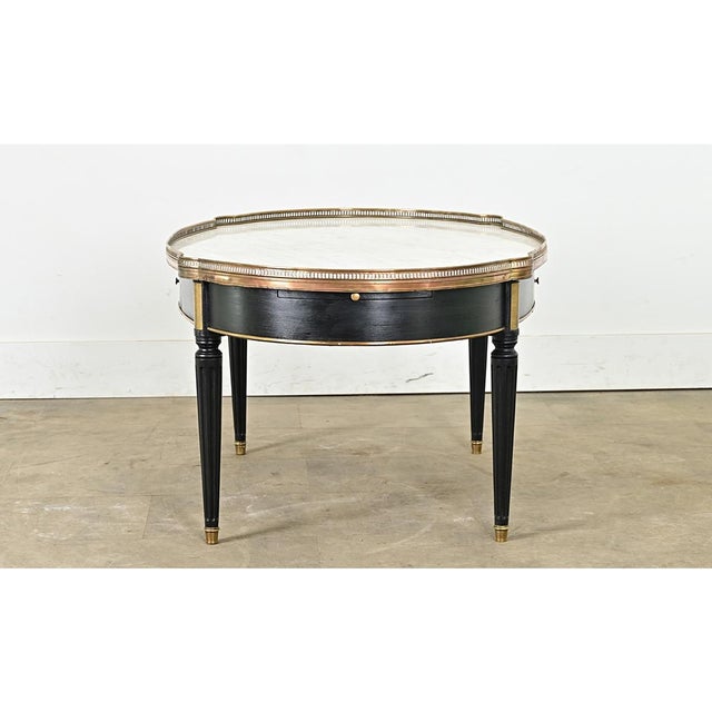 French French 20th Century Louis XVI Style Ebonized Oval Coffee Table For Sale - Image 3 of 13