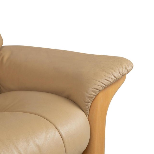 Animal Skin Windsor Three-Seater Leather Sofa from Stressless For Sale - Image 7 of 18