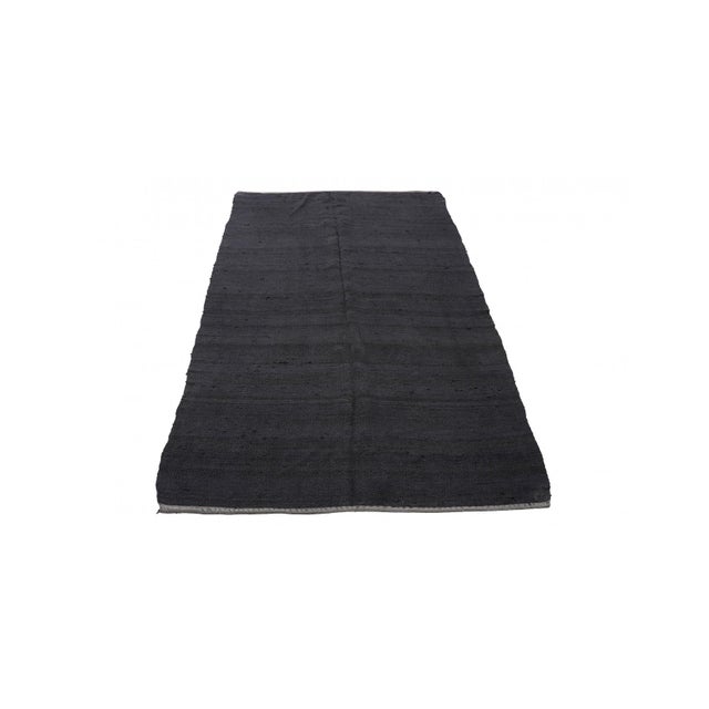 Mid-Century Modern Dark Gray Vintage Hemp Kilim Rug - 4`4″ X 8`9″ For Sale - Image 3 of 6