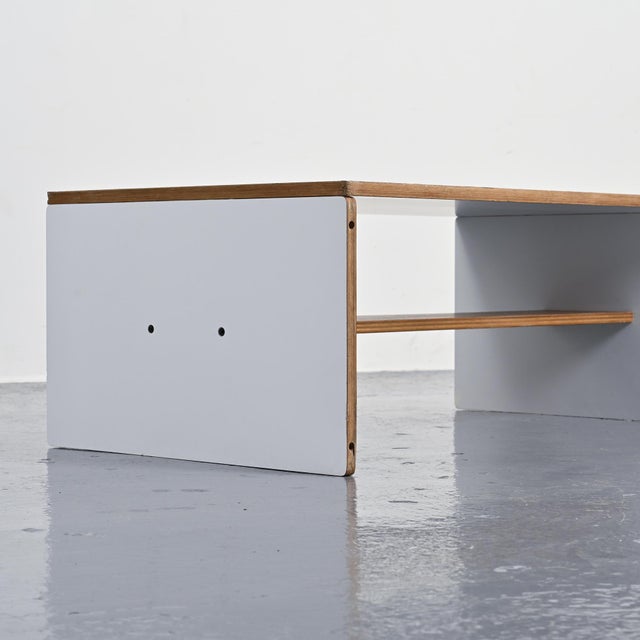 White Modular Table by Pierre Guariche for La Plagne, 1968 For Sale - Image 8 of 17