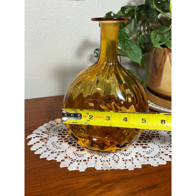 Vintage 1969 Blenko Lemon #6916 Handblown Amber Glass Decanter For Sale In Sacramento - Image 6 of 10