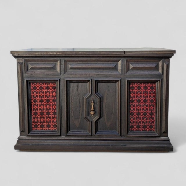 Mid-Century Record Player & Radio Cabinet Vintage Zenith Stereo Console , 1970s For Sale - Image 9 of 10