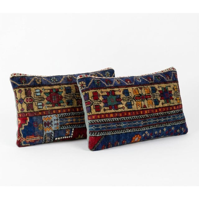 Mid-Century Modern Turkish Lumbar Rug Pillow Cover 16'' X 24'' - Set of Two For Sale - Image 3 of 4