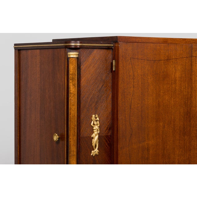 1930s French Parisian Art Deco Walnut Sideboard For Sale - Image 11 of 17