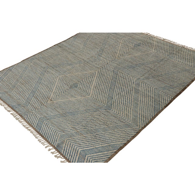 Looking for a custom size? For more information on customization capabilities, please reach out to custom@chairish.com....