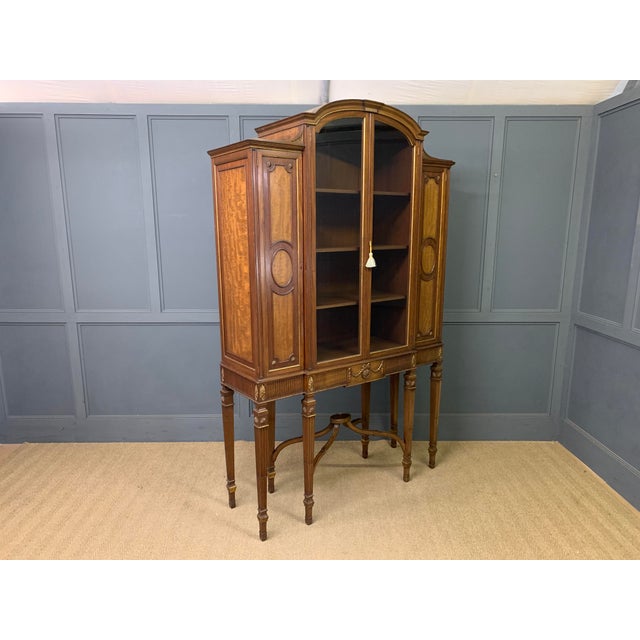 Neoclassical Display Cabinet from Waring & Gillow, 1910 For Sale - Image 11 of 18