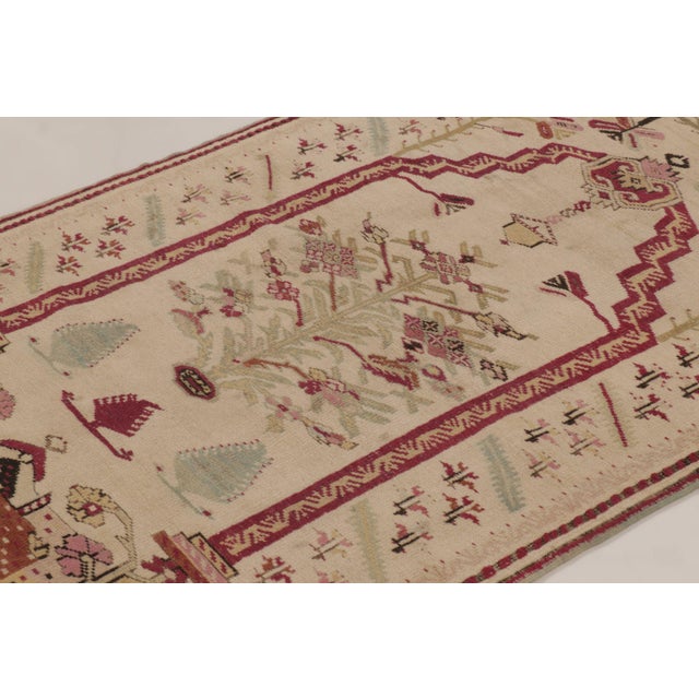 Textile Antique 19th Century Turkish Ghiordes Rug With Bold Pictorials - Rug & Kilim For Sale - Image 7 of 10