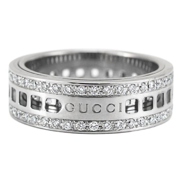 Men’s Retired Gucci 18k White Gold 0.99ctw Diamond Eternity Spinning Band Ring, Size 10 For Sale