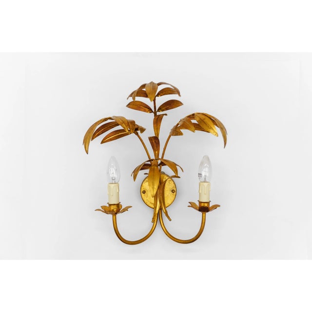 The lamps are executed with E14 Edison screw fit bulbs. It is wired, and in working condition. It runs both on 110 / 230...