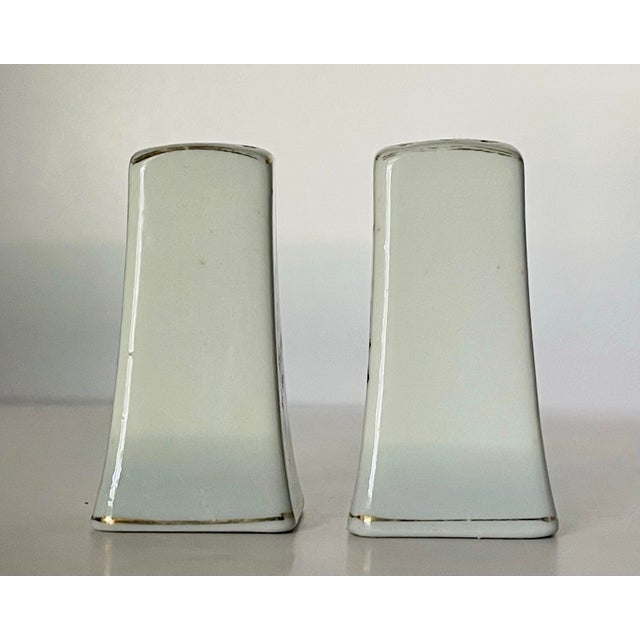 Ceramic Vintage Floral Salt & Pepper Shakers For Sale - Image 7 of 8