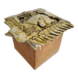 Sculpture Art Pottery Box by Henry Gernhardt 1983 For Sale