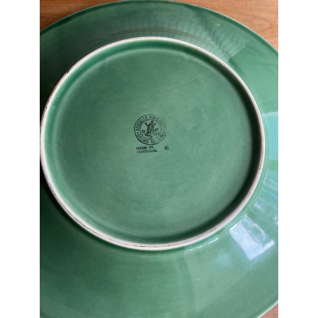Traditional Mid 20th Century Discontinued Bordallo Pinheiro “Pine Green” Chop, Serving, or Charger Plate For Sale - Image 3 of 6
