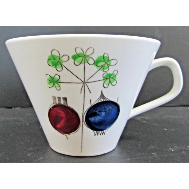 1950s Mid-Century Modern Rörstrand Sweden Pomona Picknick Two Cups and Saucers Design by Marianne Westman - 4pcs For Sale - Image 10 of 12