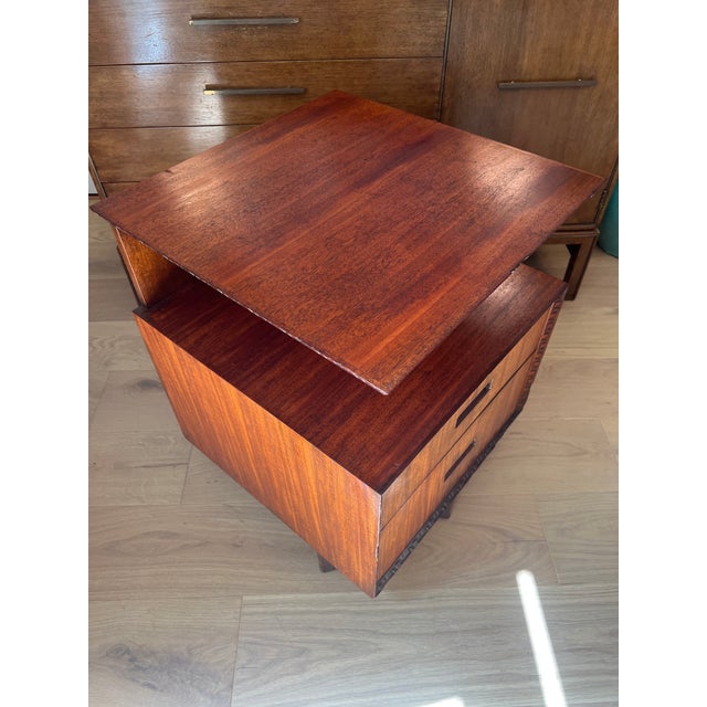 Brown Mid-Century Frank Lloyd Wright Designed for Heritage-Henredon 1955. Solid Mahogany Nightstand Expertly Preserved/Restored. For Sale - Image 8 of 12