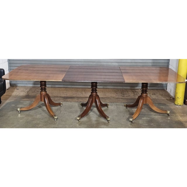 Traditional Late 20th Century Kittinger Williamsburg Mahogany Three Part Pedestal Dining Room Table Wa 1043 & 1044 For Sale - Image 3 of 14