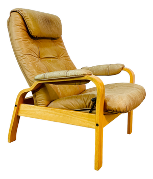Mid-Century Leather Lounge Chair by Skoghaug, 1970s