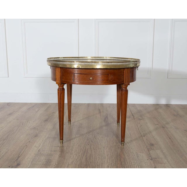 French French Louis XVI-Style Mahogany Bouillotte Table with Marble Top, Early 20th Cen For Sale - Image 3 of 8