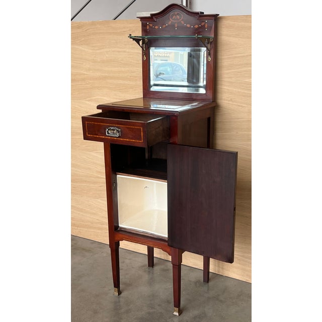 Metal 1900s, Art Nouveau Pair of Walnut Nightstands with Crest and Glass Shelve For Sale - Image 7 of 18
