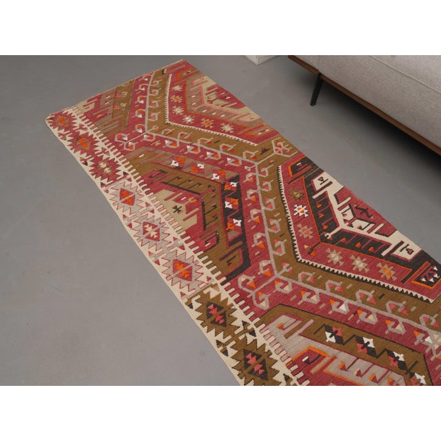1970s Vintage Handmade Wool Cotton Pink Runner Rug For Sale - Image 9 of 11