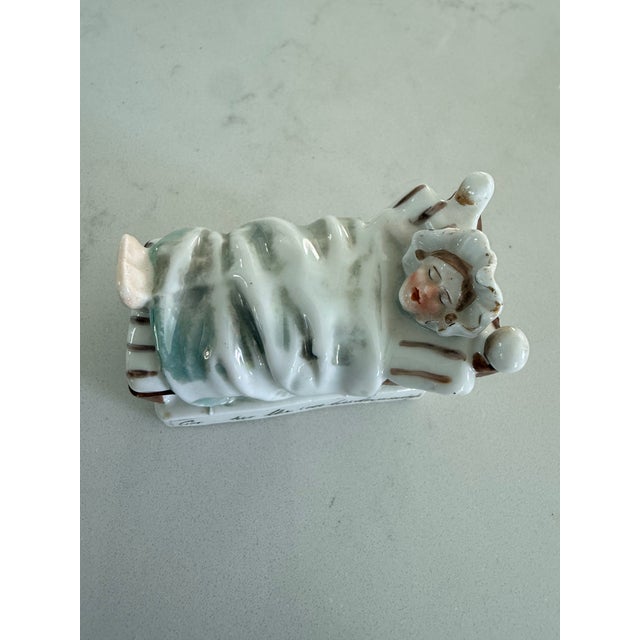 White Late 19th Century German Porcelain Bed Fairing Figurine For Sale - Image 8 of 9