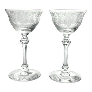 1940s Tiffin Franciscan “Love Lace” Pair of Liquor Cocktail Glasses For Sale