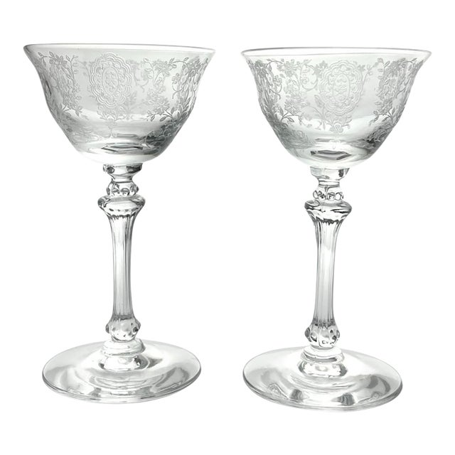1940s Tiffin Franciscan “Love Lace” Pair of Liquor Cocktail Glasses For Sale