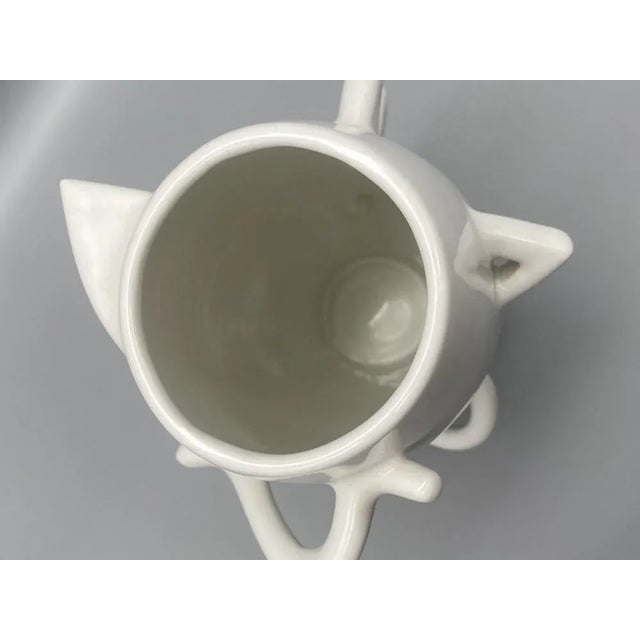 Ceramic White Ceramic Vase Deabaltea by Alessandro Mendini for Zanotta, Italy 1986 For Sale - Image 7 of 8