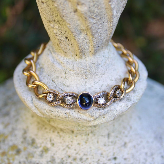 Late 19th Century Victorian 14k Gold Curb Link Bracelet With No-Heat Sugarloaf Sapphire and Old Mine Cut Diamonds For Sale - Image 10 of 10