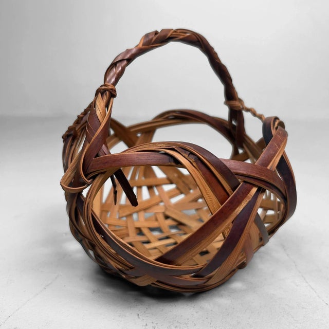 Japanese Hanakago Bamboo Ikebana Basket, 1950s For Sale - Image 11 of 13
