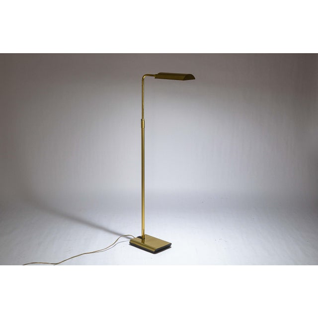 Koch & Lowy Vintage Koch & Lowy Brass Mid Century Modern Adjustable Reading Floor Lamp For Sale - Image 4 of 9