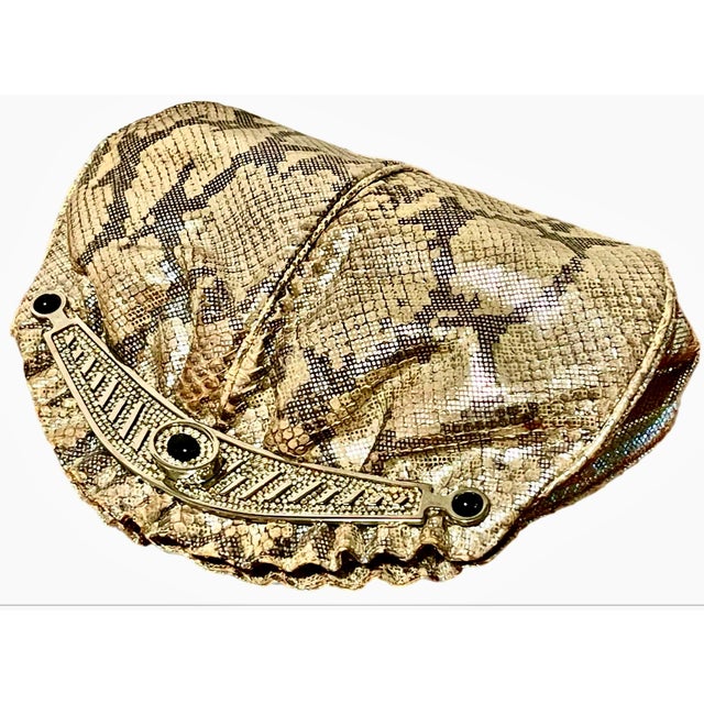 Modern Judith Leiber Style Metallized Python Clutch With Silver Chain Strap For Sale - Image 3 of 8