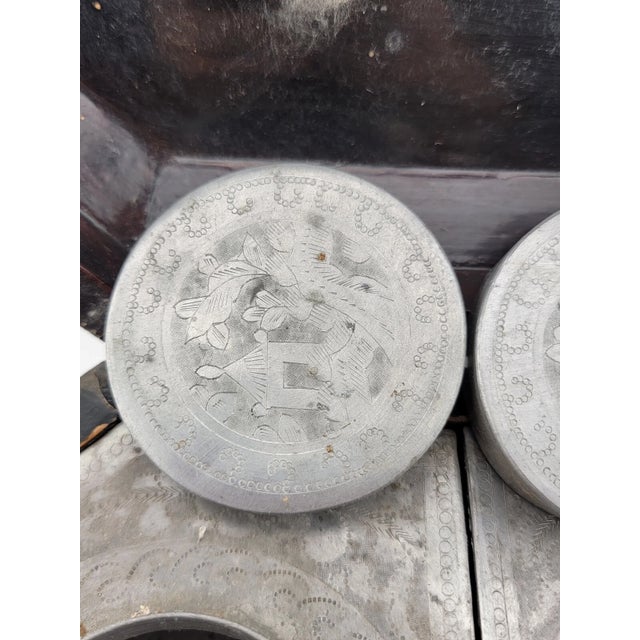 Rare Mid 1800's Antique Chinese Gilt Lacquered Tea Caddy W/ Pewter Containers. For Sale - Image 10 of 12