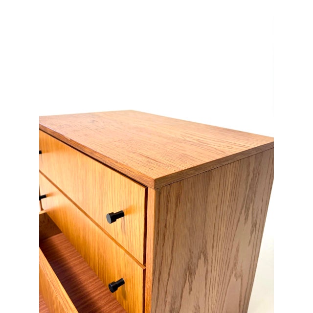 Vintage Chest of Drawers in Oak For Sale - Image 13 of 16