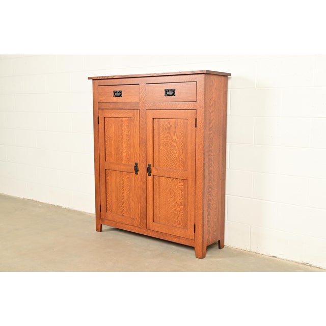 Mission Stickley Style Mission Oak Arts & Crafts Bookcase or Bar Cabinet For Sale - Image 3 of 16
