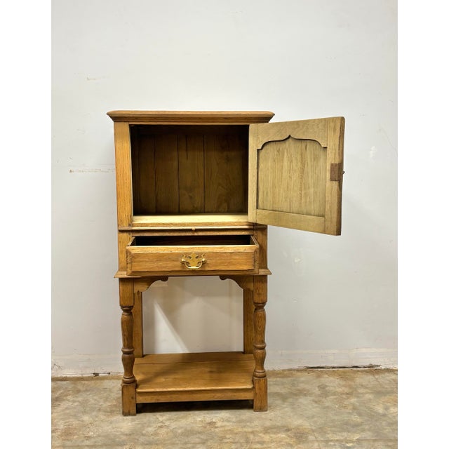 19th Century English Oak Cabinet For Sale In Naples, FL - Image 6 of 8