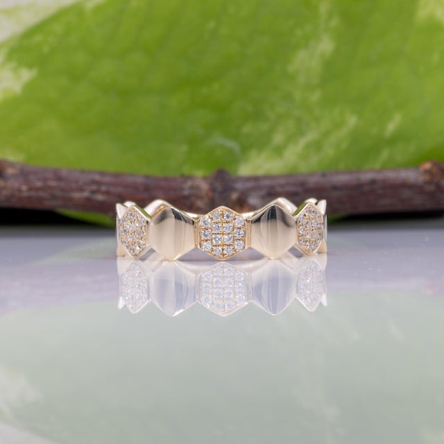 Diamond Band Ring With Earth-Mined Diamonds in Solid 14k Gold, Fine Jewelry For Sale In Columbus - Image 6 of 10