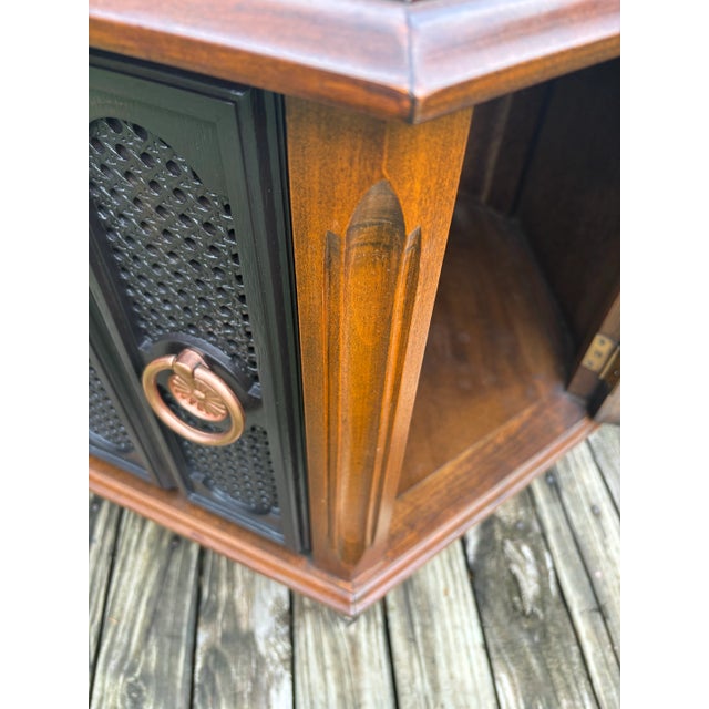 Mersman 1960s Mid-Century Modern Mersman Hexagon Side End Table; Item # 80-04 For Sale - Image 4 of 12