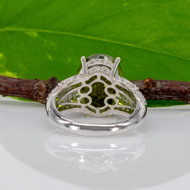 7.2Ct Peridot Ring With Earth Mined Diamond Halo: Solid 14k Gold, Size 6.75 For Sale - Image 9 of 10