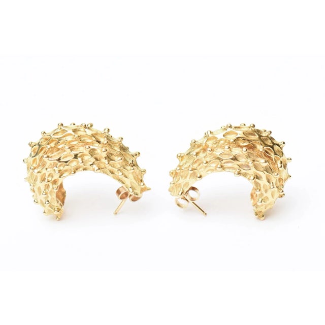 1970s Vintage 18 Karat Gold Pierced Earrings Italian For Sale - Image 5 of 10