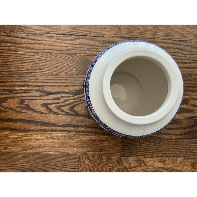 Traditional 1980s Ralph Lauren Blue & White Vase For Sale - Image 3 of 7
