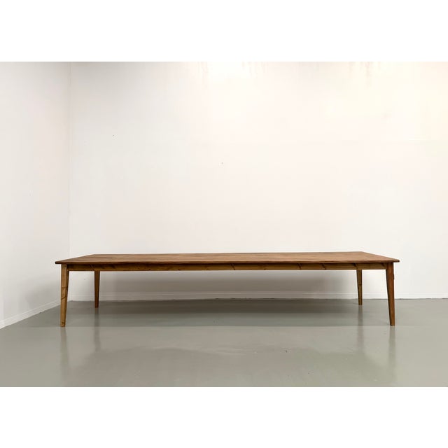 At 4 meters long and with a majestic solid chestnut top, this monumental table redefines the art of entertaining. Fully...