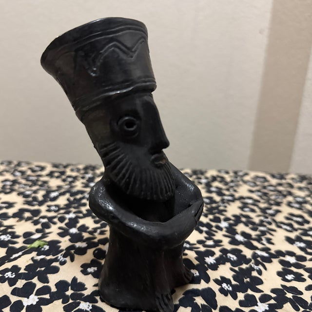 Ethiopian Folk Art Figurine Made of Clay For Sale In New Orleans - Image 6 of 8