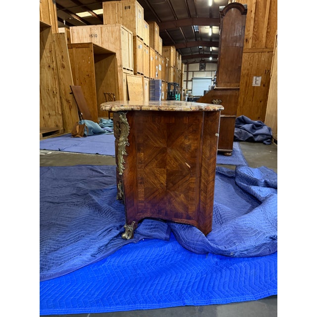 Rococo Late 18th Century French Louis XV Style Bombe/Commode For Sale - Image 3 of 12