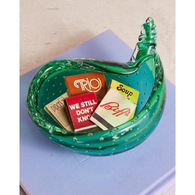 Stunning Murano bullicante low bowl. A great size for a catchall, nut bowl, or coffee table styler. The color and shape...