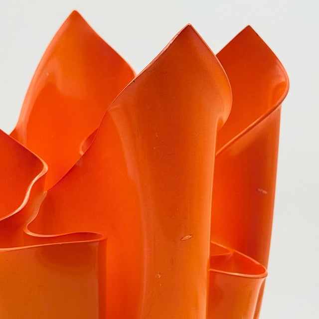 Sculptural Orange Plastic Table Lamp by Les Eclarares, France, 1990s For Sale - Image 13 of 16